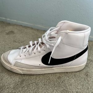 Nike Blazer Mid - Vintage 77 White Black
